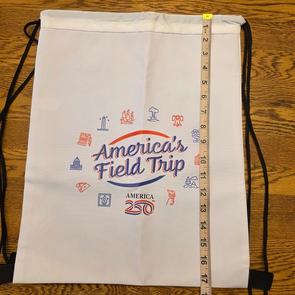 America's Field Trip Drawstring‎ Bag White Red Blue Patriotic 250th Anniversary - Picture 5 of 5